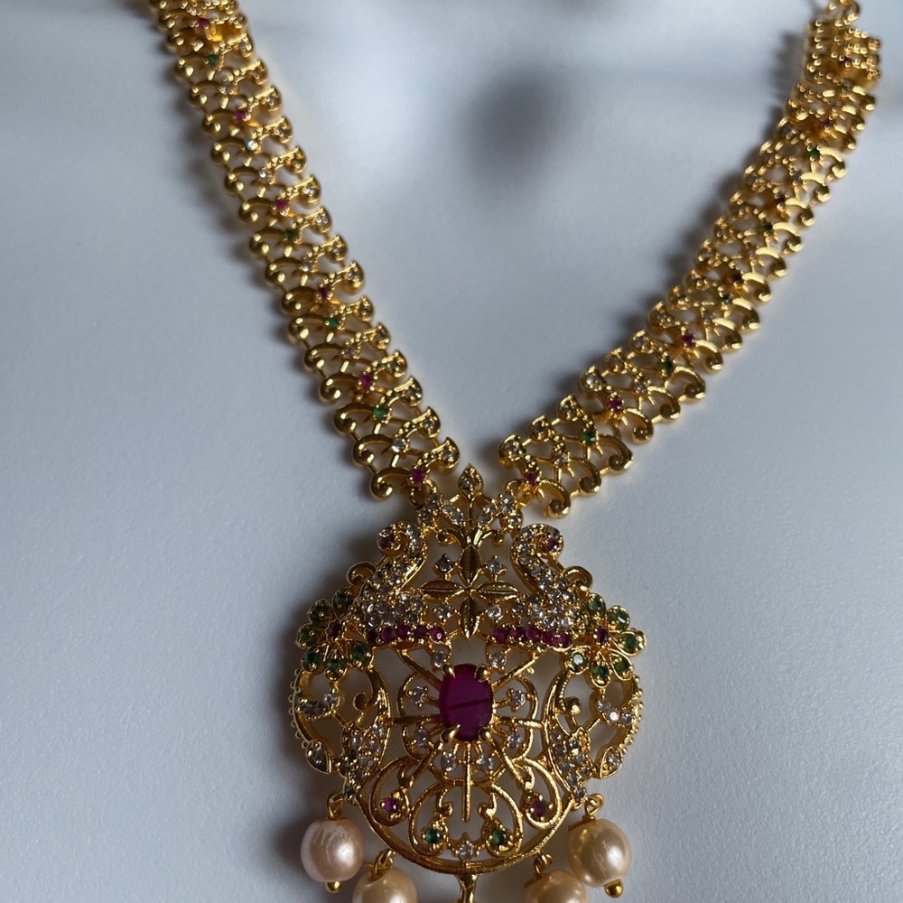 Gold-Tone Women’s Necklace with Ruby Accents and Pearl Drops